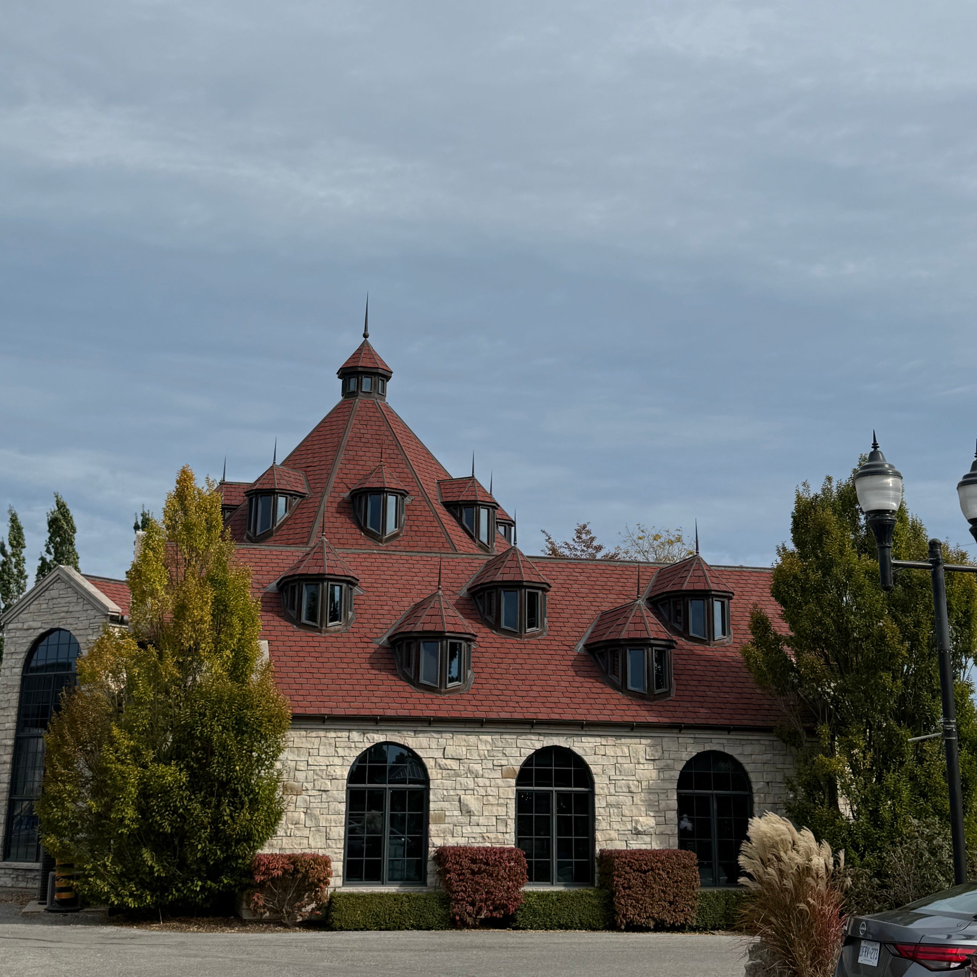 Luxury Paint & Sip at Konzelmann Winery – Sunrise Hot Air Balloon Painting